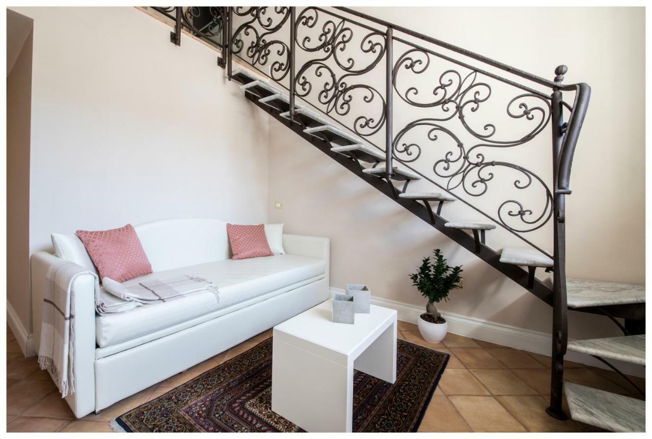 Boutique - Lodge & Suites Кротоне Екстериор снимка